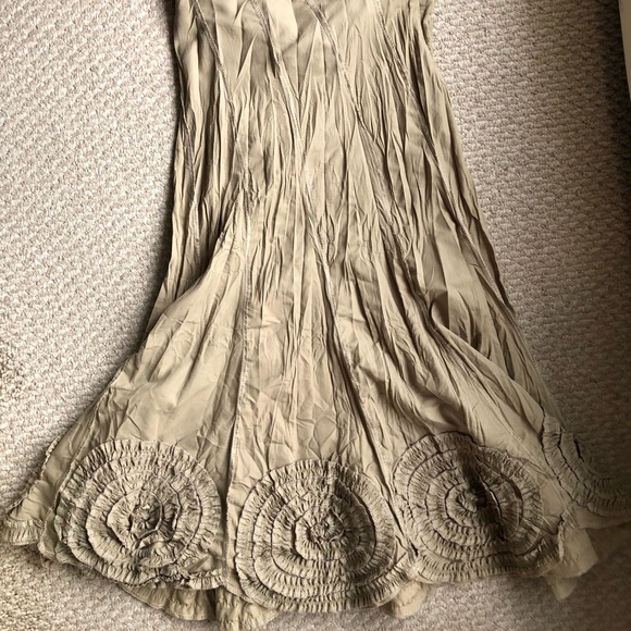 Flowy pastel midi skirt - Picture 3 of 3